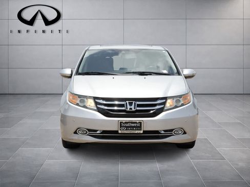Used 2015 Honda Odyssey Touring Elite image 2