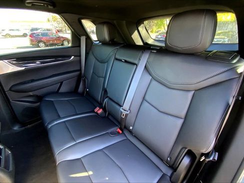 Used 2023 Cadillac XT5 Premium Luxury image 26
