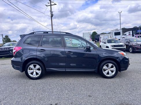 Used 2014 Subaru Forester 2.5i Touring AWD/4WD image 8