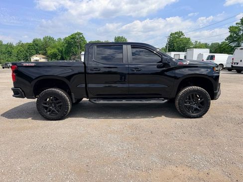 Used 2021 Chevrolet Silverado 1500 LT Trail Boss w/ Bed Protection Package AWD/4WD image 8