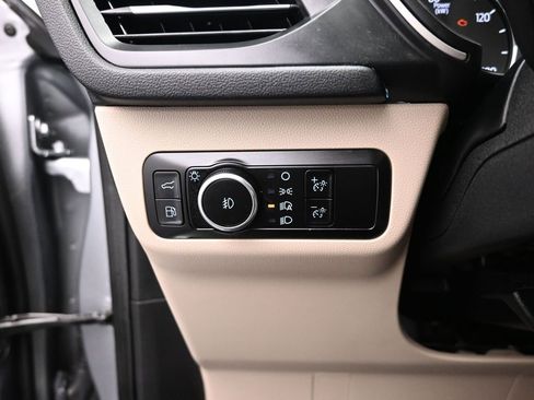 Used 2022 Ford Escape SEL image 13