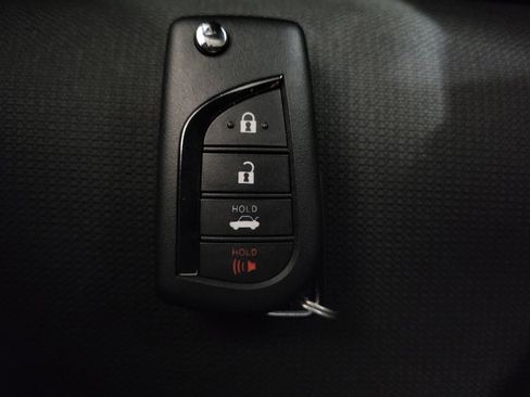 Used 2024 Toyota Corolla LE image 32