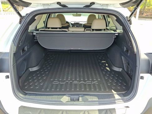 Used 2020 Subaru Outback Limited AWD/4WD image 32