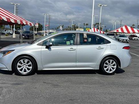 Certified 2023 Toyota Corolla LE image 3