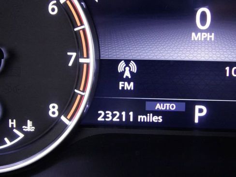 Used 2023 Nissan Rogue SV image 23