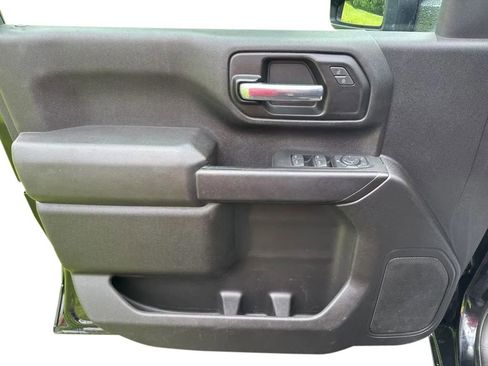Used 2023 Chevrolet Silverado 2500 Custom w/ Custom Convenience Package AWD/4WD image 11