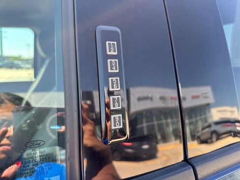 Used 2018 Ford F150 XLT w/ Equipment Group 302A Luxury AWD/4WD image 26
