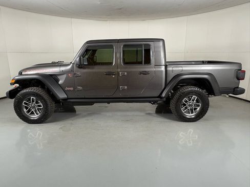 New 2026 Jeep Gladiator Mojave AWD/4WD image 5