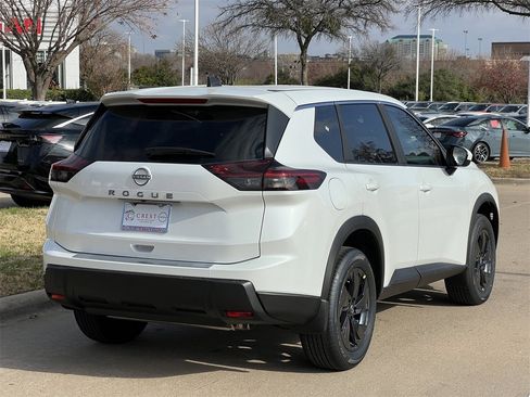 New 2026 Nissan Rogue SV image 4