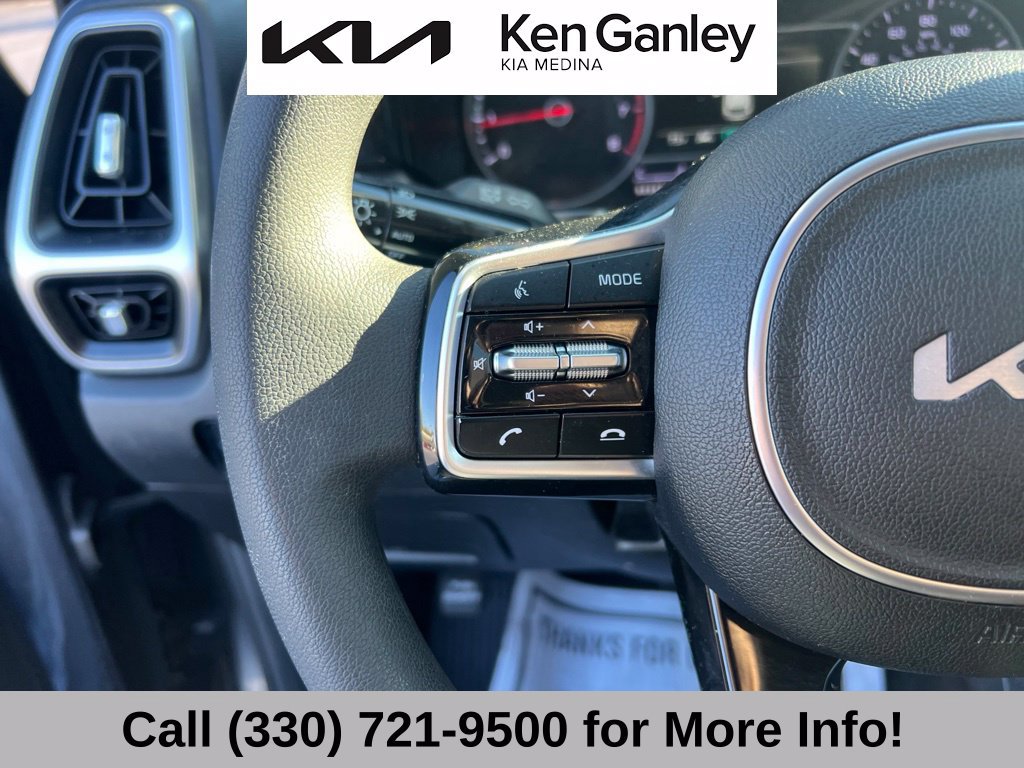 Certified 2022 Kia Sorento LX AWD/4WD image 29