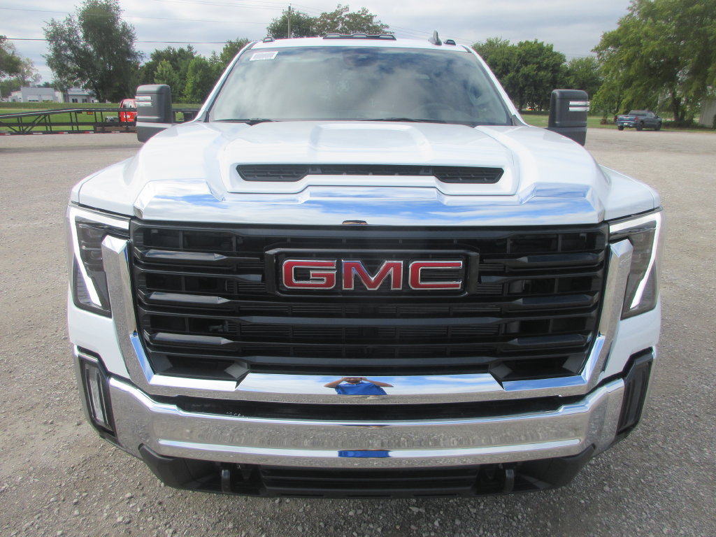 New 2026 GMC Sierra 3500 Pro AWD/4WD image 12
