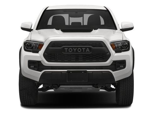 Used 2017 Toyota Tacoma TRD Off-Road AWD/4WD image 7