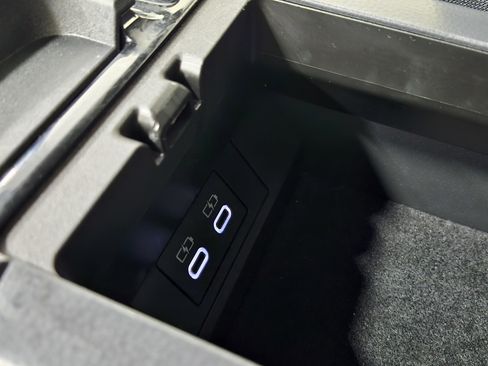 Used 2012 Chevrolet Volt image 35