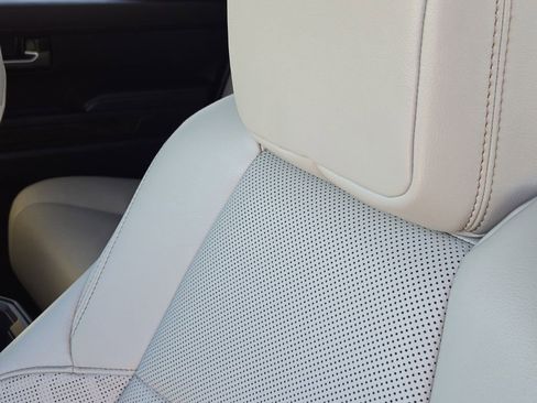 Certified 2025 Toyota Tacoma Limited image 17