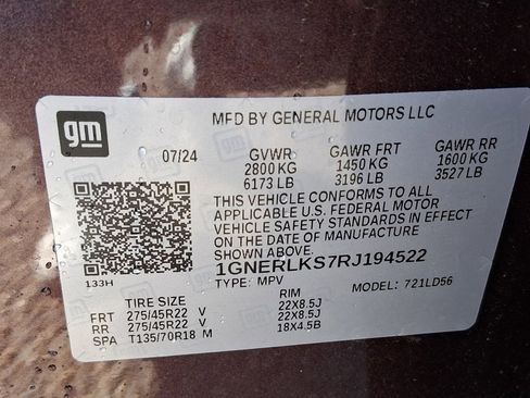 Used 2024 Chevrolet Traverse RS image 14