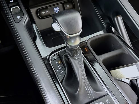 Used 2022 Kia Telluride SX w/ Towing Package image 21