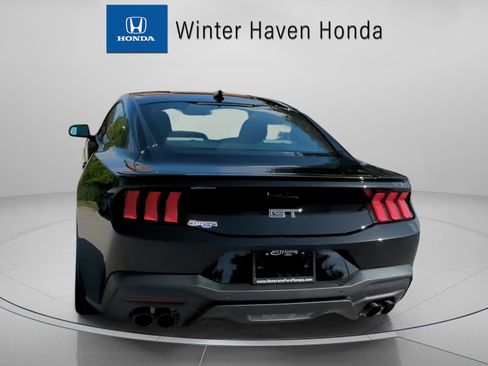 Used 2025 Ford Mustang GT Premium image 6