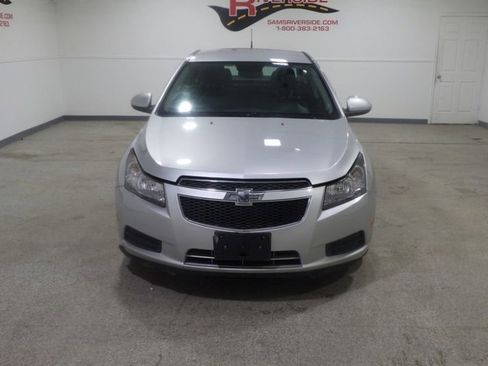 Used 2014 Chevrolet Cruze LT image 6