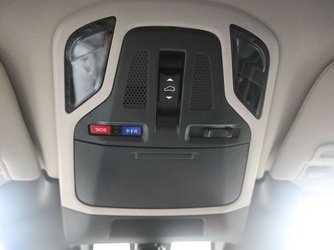 Used 2025 Subaru Outback Limited image 35