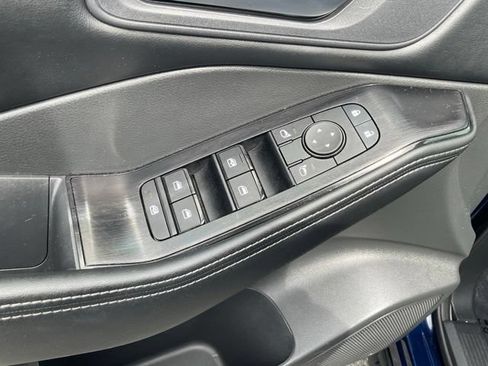 Used 2026 Nissan Rogue SV AWD/4WD image 12
