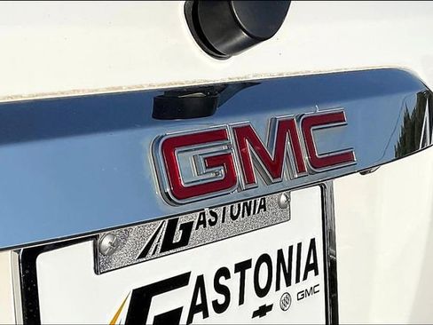 Used 2017 GMC Acadia Limited SLT image 23