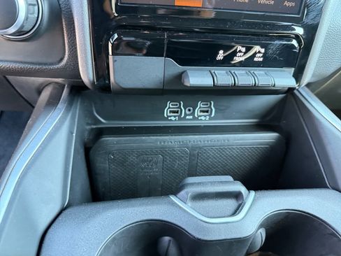 Used 2025 RAM 1500 Big Horn AWD/4WD image 24