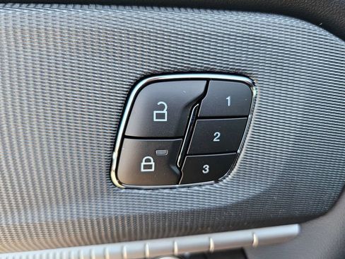 New 2026 Ford Explorer ST RWD image 12
