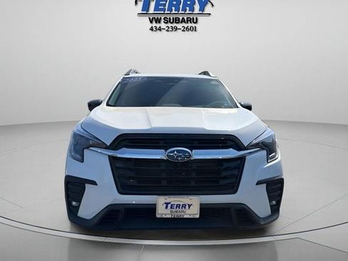 Certified 2025 Subaru Ascent Limited AWD/4WD image 2