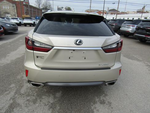 Used 2019 Lexus RX 350 AWD w/ Navigation Package image 4