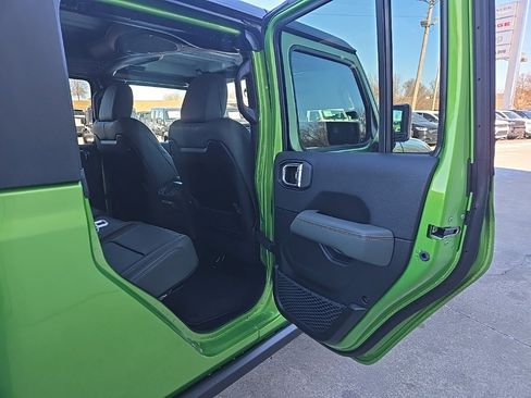 New 2026 Jeep Gladiator Mojave image 82