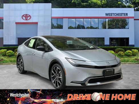 New 2026 Toyota Prius Plug-In Hybrid FWD image 1
