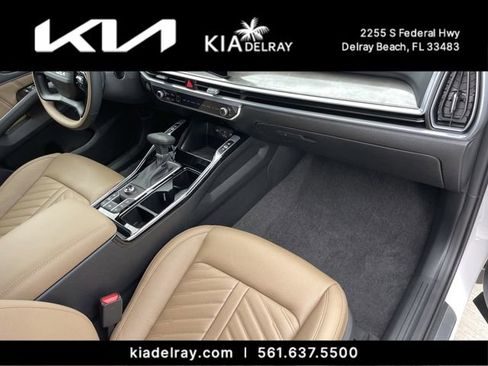 New 2026 Kia Sorento SX Prestige AWD/4WD image 11