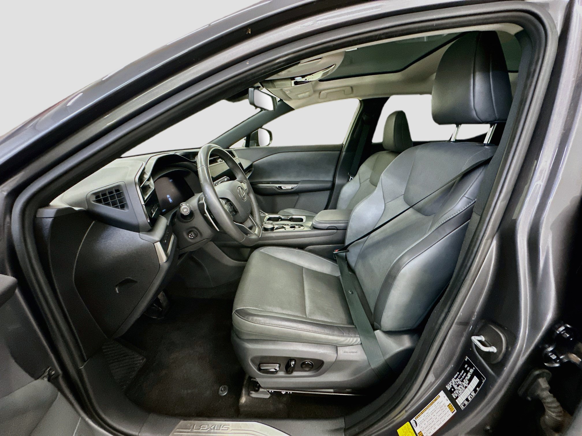 Used 2023 Lexus RZ 450e Premium w/ Technology Package AWD/4WD image 13