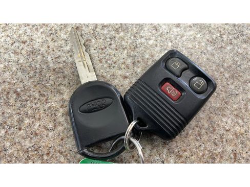 Used 2010 Ford F250 4x4 Crew Cab Super Duty image 19