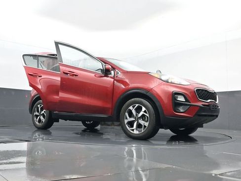 Used 2022 Kia Sportage LX image 30