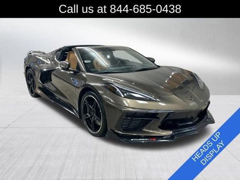 Used 2021 Chevrolet Corvette Stingray Preferred Cpe w/ Z51 Performance Package image 3