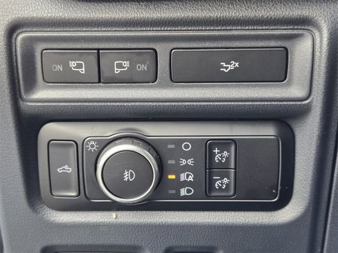 Used 2024 Ford F150 Lariat w/ FX4 Off-Road Package image 20