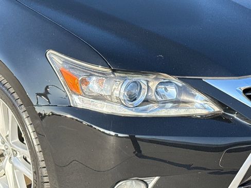 Used 2014 Lexus CT 200h image 10