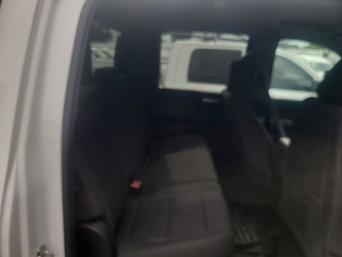Used 2024 Chevrolet Silverado 2500 Custom w/ Custom Convenience Package AWD/4WD image 21