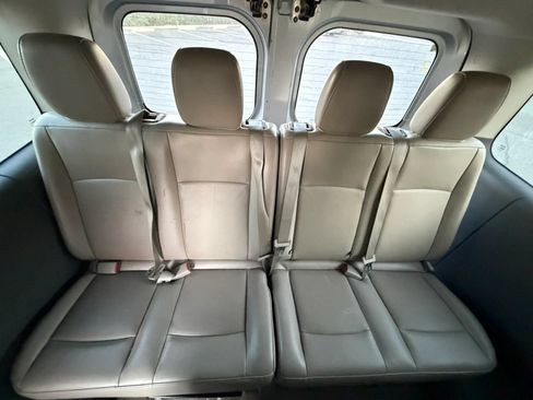 Used 2017 Nissan NV 3500 SL RWD image 17