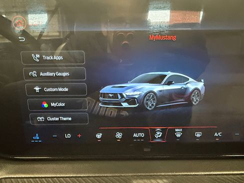 Used 2024 Ford Mustang GT Premium image 37