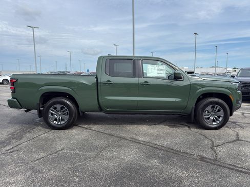 New 2026 Nissan Frontier SV AWD/4WD image 4