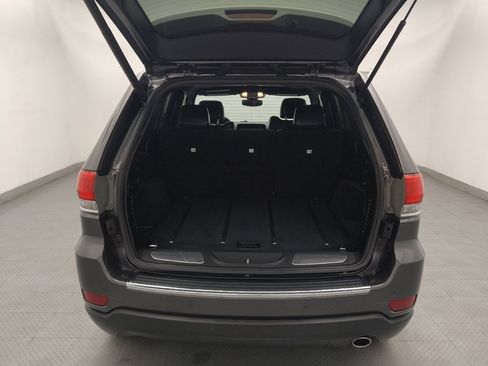 Used 2017 Jeep Grand Cherokee Limited AWD/4WD image 29