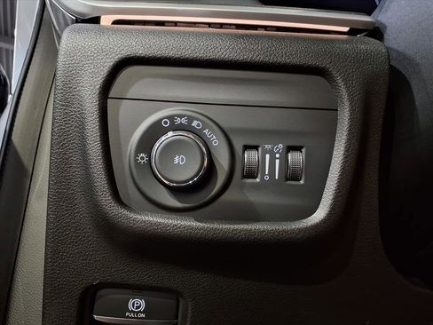Certified 2021 Jeep Grand Cherokee L Limited image 14