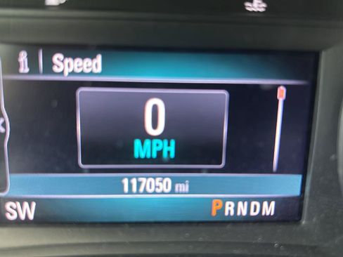 Used 2019 Buick Encore Essence AWD/4WD image 5