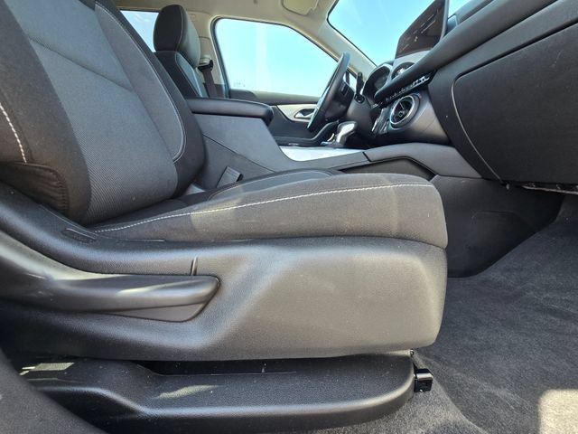 Used 2024 Chevrolet Blazer LT w/ Convenience Package FWD image 18