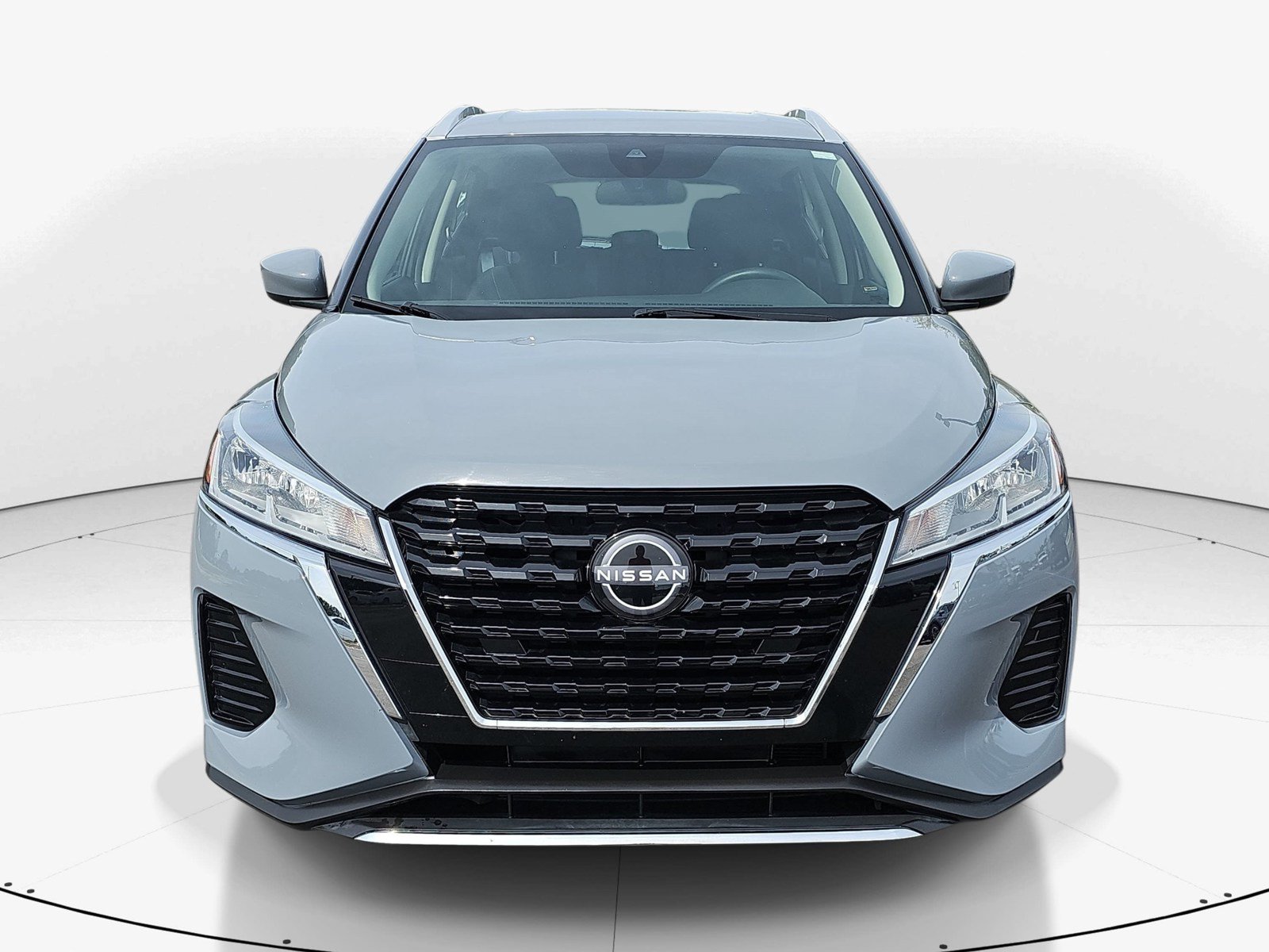 Used 2024 Nissan Kicks SV FWD image 9