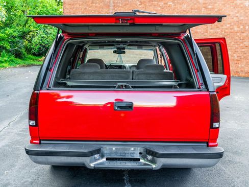 Used 1999 Chevrolet Tahoe LS image 56