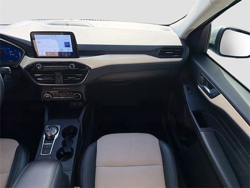 Used 2021 Ford Escape Titanium w/ Titanium Elite Package image 19