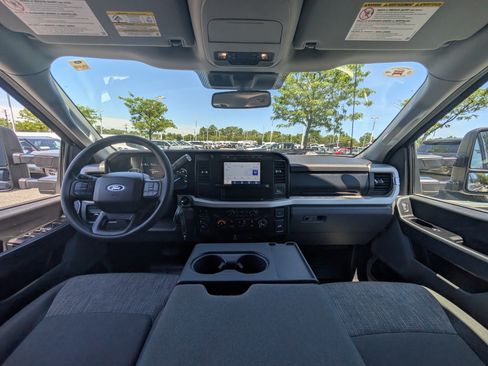 Certified 2023 Ford F250 XLT w/ FX4 Off-Road Package AWD/4WD image 16